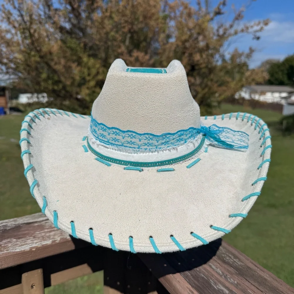 Lainey Wilson Burned Hat Wildflowers and Wild Horses Burned Turquoise Cowboy Hat - Picture 3 of 4